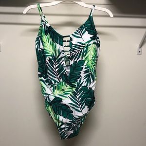 Bathing suit